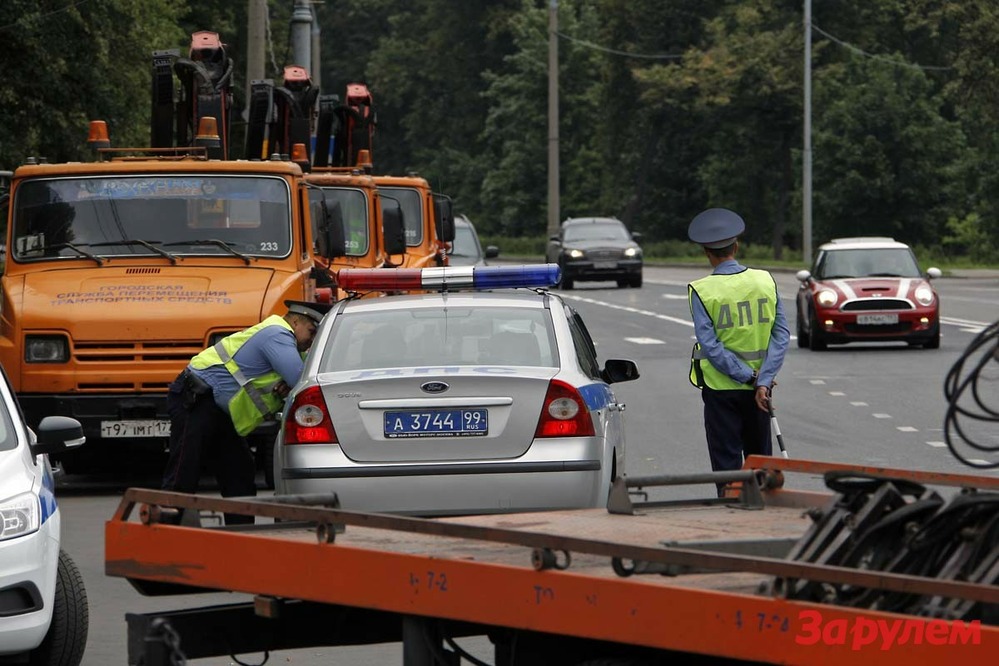 Подмосковье с начала года эвакуировало 21 тыс. автомобилей на штрафстоянки
