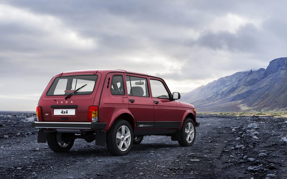 АВТОВАЗ приостановил сборку пятидверной Lada 4x4