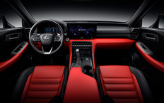 Интерьер Lexus IS