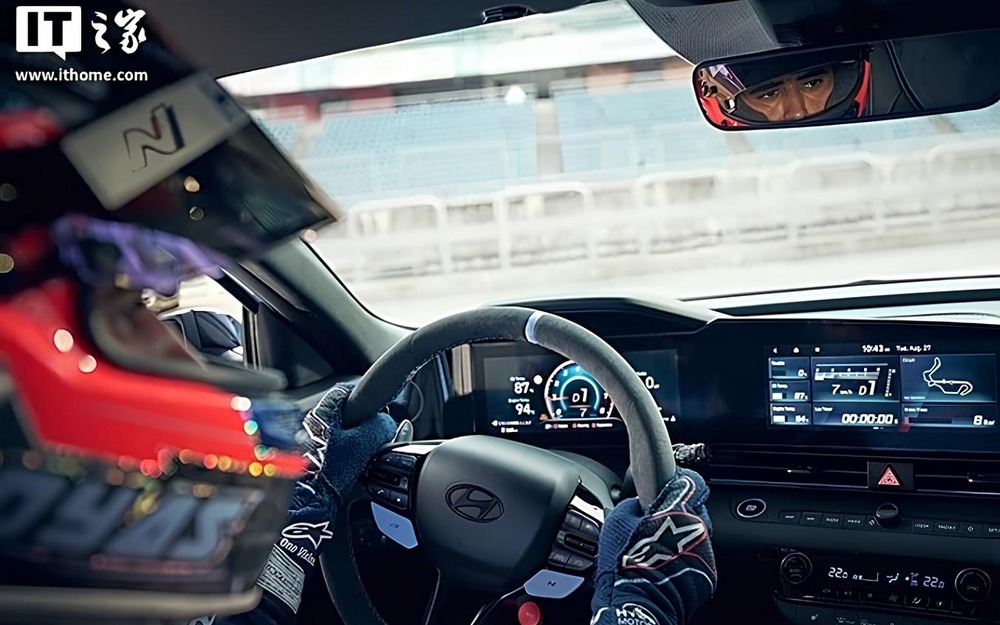 Hyundai Elantra N TCR Edition