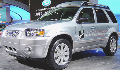 Ford будет выпускать гибриды