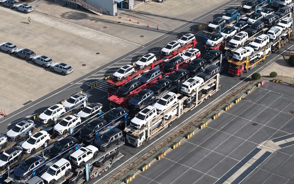 Дефицит и рост цен: названы последствия новых правил экспорта авто из КНР для РФ