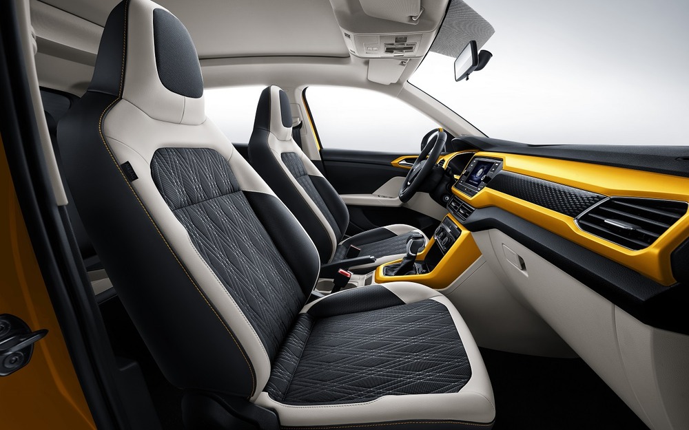 Интерьер Volkswagen T-Cross