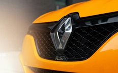 В Госдуме хотят запретить символику Renault в России