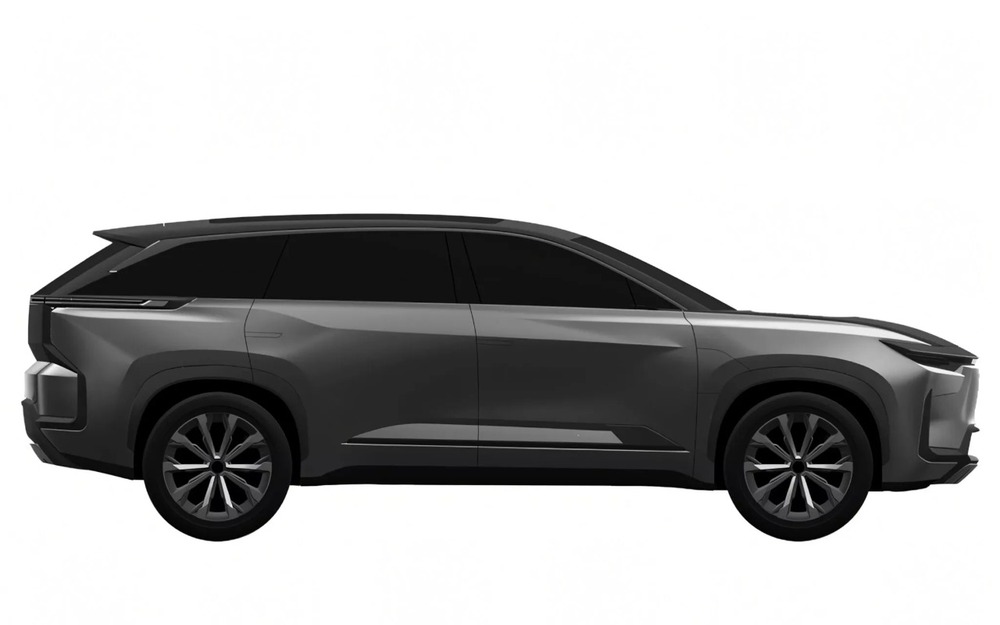 Тизер нового электрокроссовера Toyota