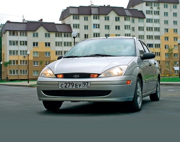 Ford Focus остается лидером продаж в России