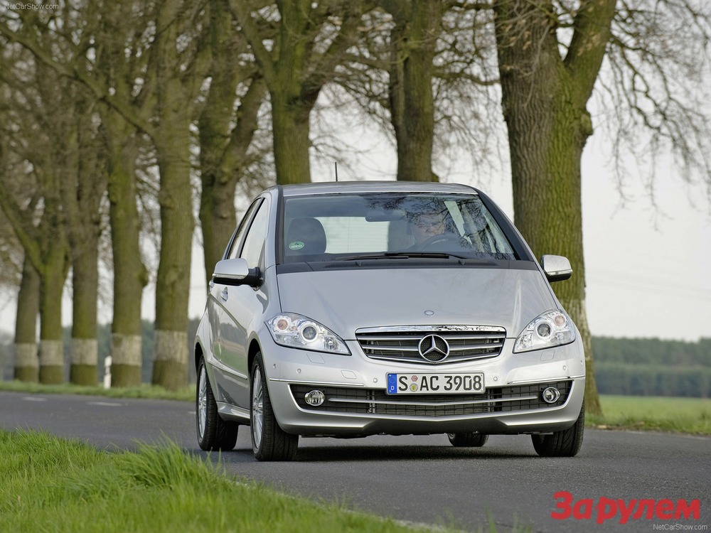 Mercedes отзывает модели A- и B-класса