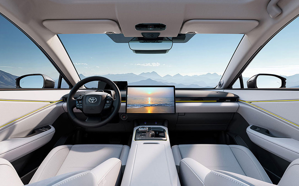 Интерьер Toyota bZ5
