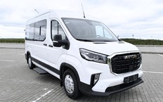 Avior Touring Bus