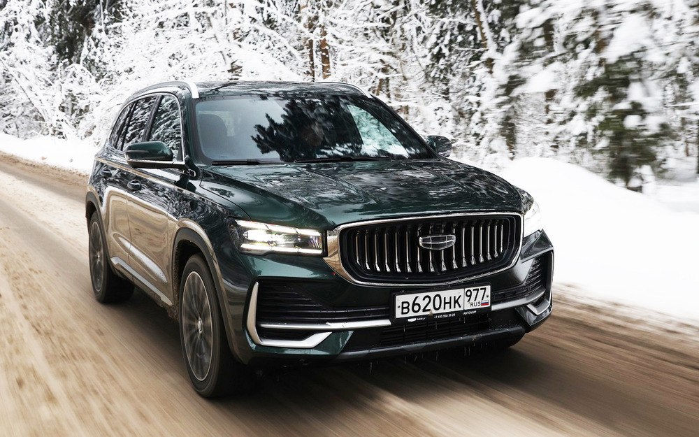 Снаружи модернизированный Monjaro никак не определить - экстерьер, за исключением измененного рисунка колесных дисков, новшества обошли.