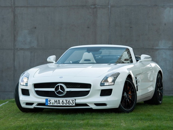 Mercedes-Benz представил SLS AMG без крыши и без крыльев