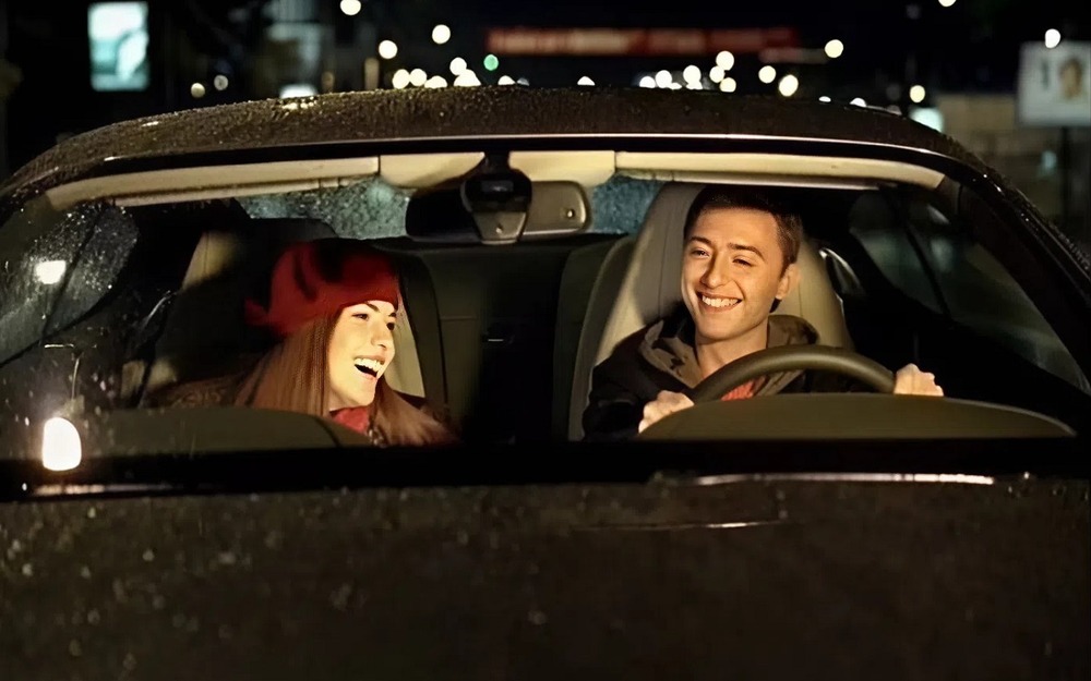 В России вырос спрос на подержанные люксовые машины