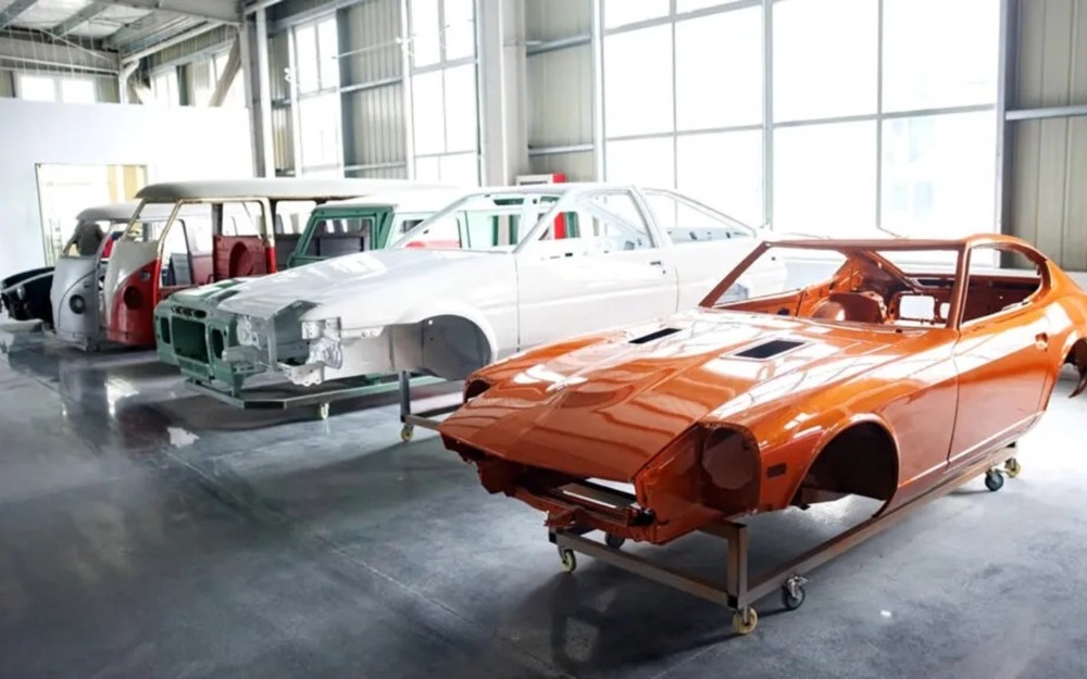 В Китае начали делать новые кузова для легендарных автомобилей