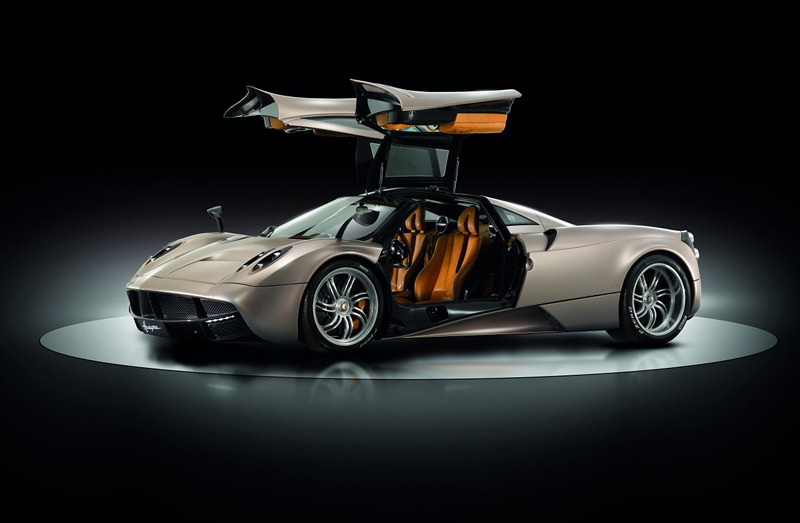Pagani рассекретила Huayra