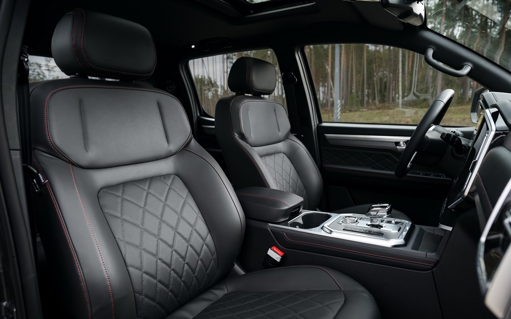 Интерьер JAC T9