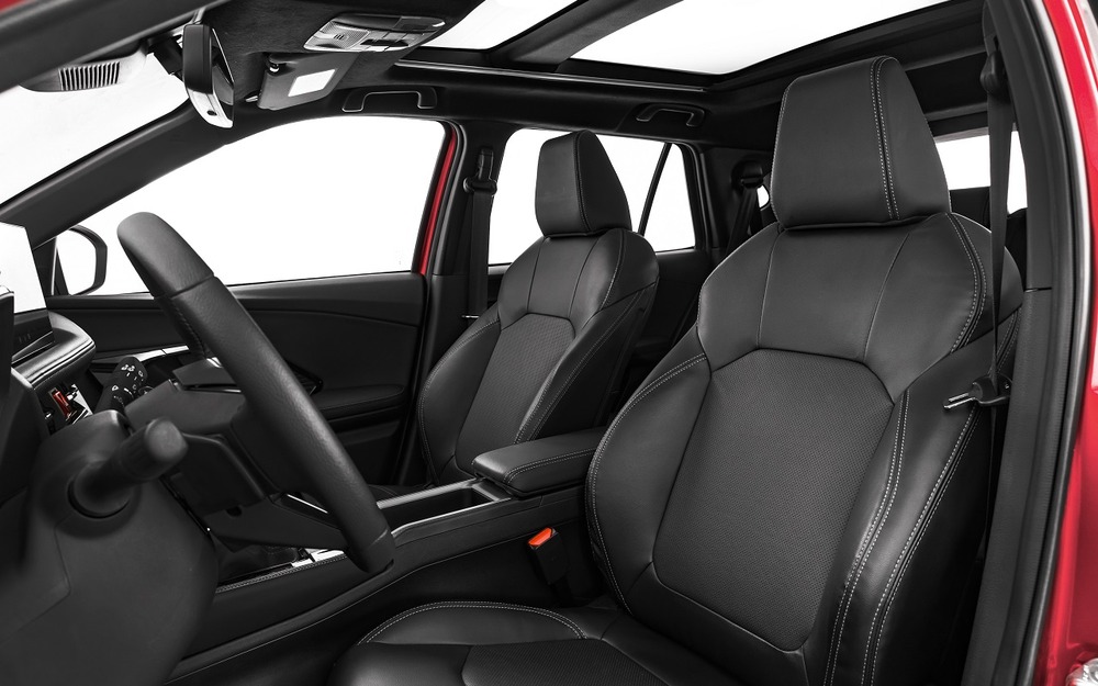 Интерьер Toyota Yaris Cross
