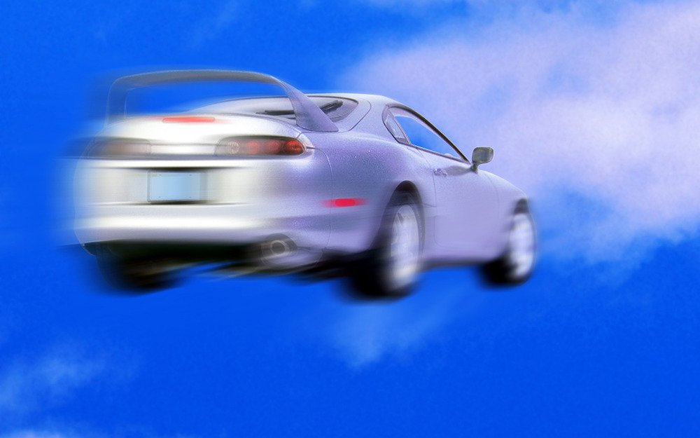 Летающий автомобиль: фотоиллюзия или нет?