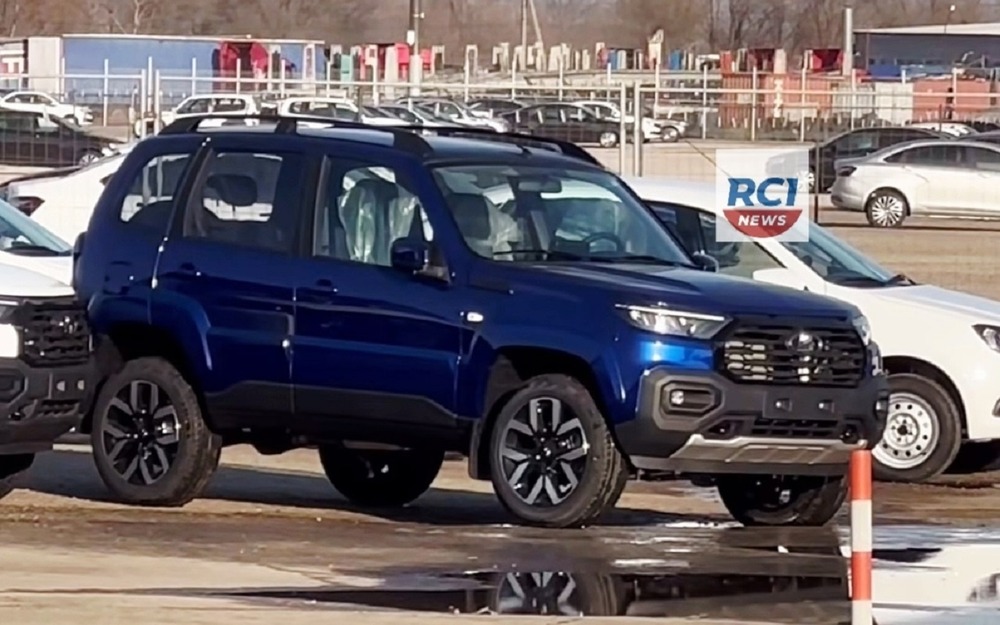 Новая Нива уже у дилеров - какие цены и цвета кузова?