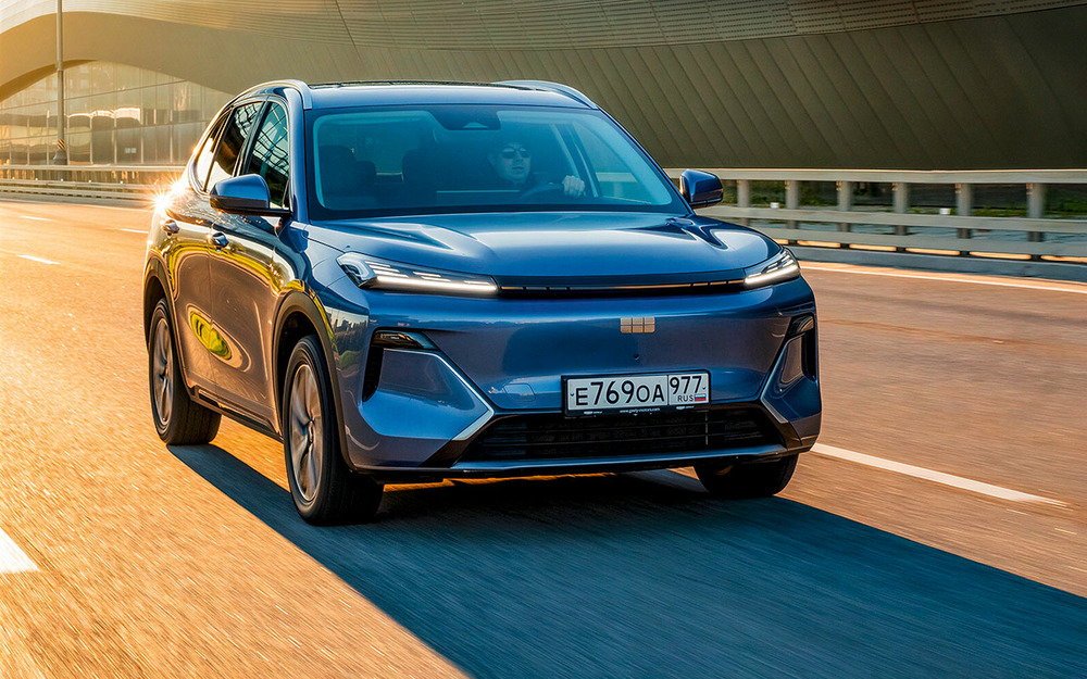 Geely EX5 EM-R: Москва - Селигер и обратно на одном баке