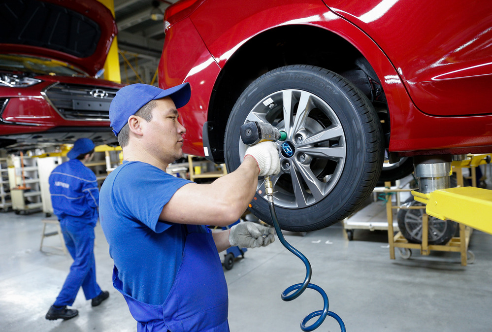 Минпромторг: автопроизводство в России сократится на 10%