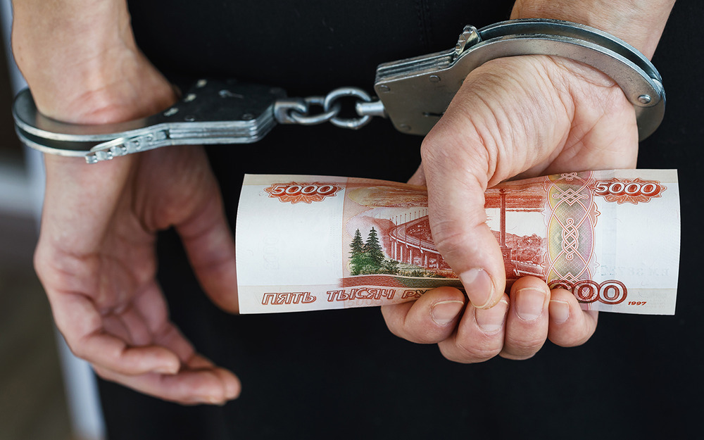 Банда сотрудников ДПС набрала взятками 54 миллиона