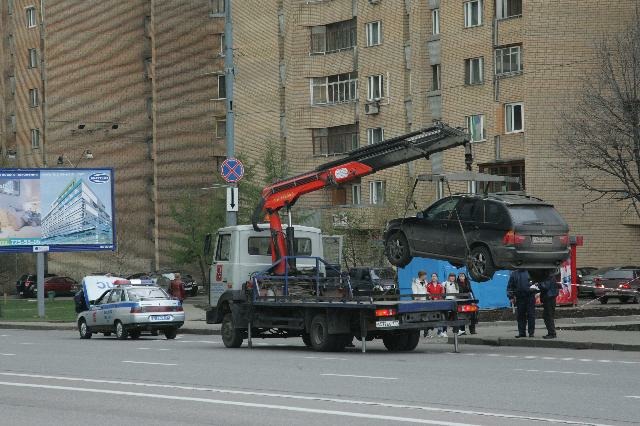 Водителям хотят разрешить самим ехать на штрафстоянку