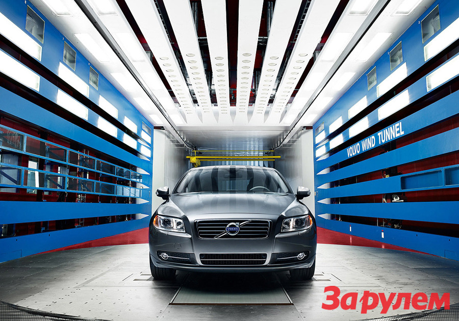 Обновленный Volvo S80 в &quot;Независимости&quot;