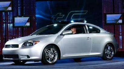 Toyota представляет новое купе Scion