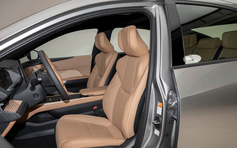 Интерьер Lexus ES300h