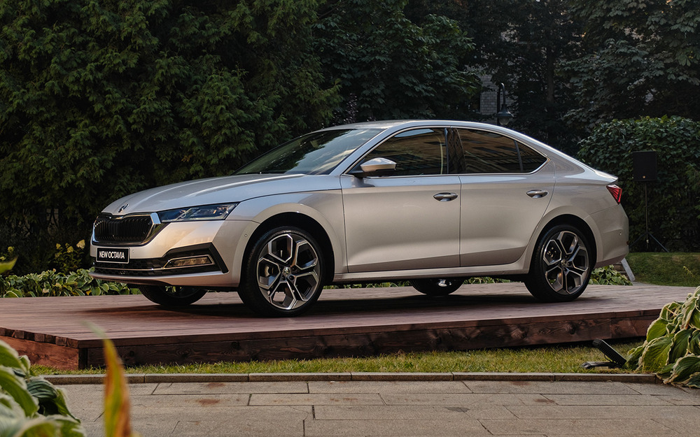 Новая Skoda Octavia: теперь официальные цены