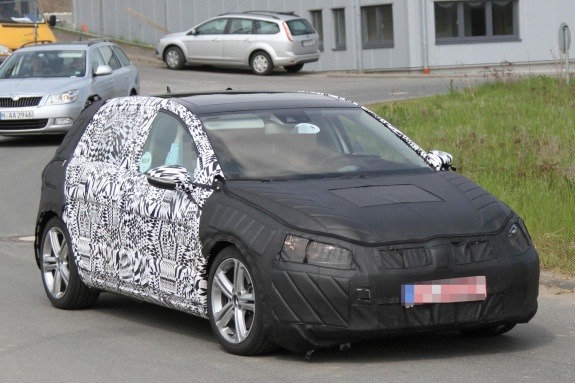 Новый VW Golf GTI станет по-настоящему горячим хэтчбеком