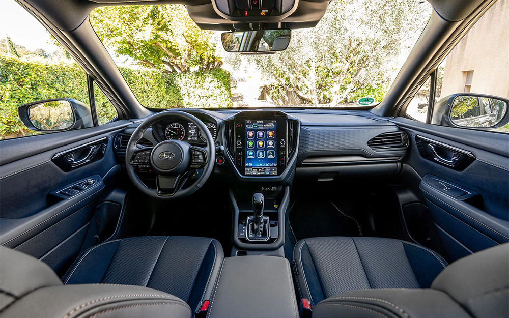 Интерьер Subaru Forester
