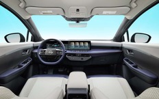 Интерьер Nissan Leaf