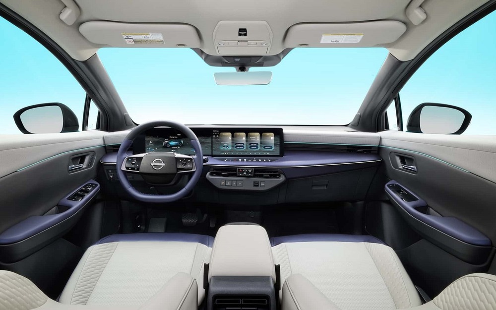 Интерьер Nissan Leaf