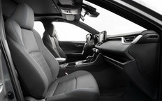 Toyota RAV4 теперь можно купить по параимпорту и даже дешевле «китайцев»