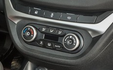 Назван срок возвращения климат-контроля на автомобили Lada