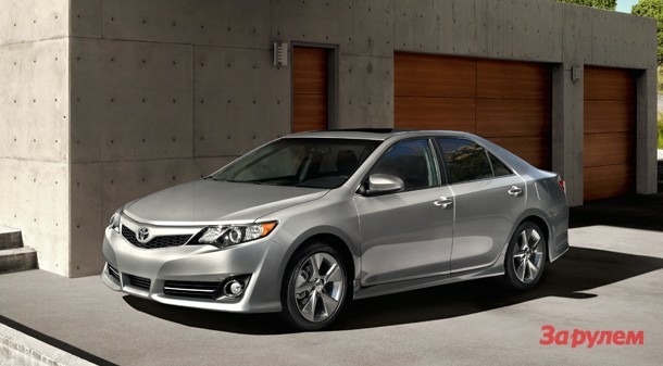Toyota частично перенесет производство Camry в США