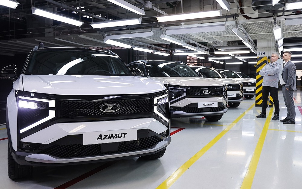 Таксопарки оценили перспективы Lada Azimut