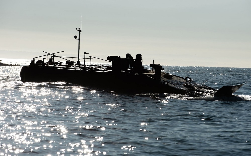 БТ-3Ф и ACV: что лучше для транспорта «черных беретов»