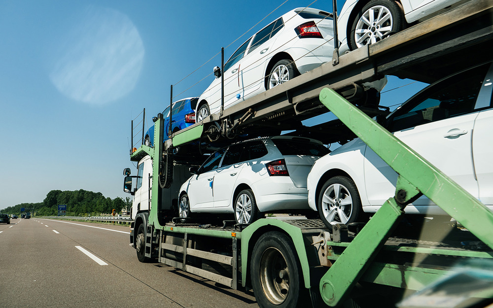 В Россию привезут новые Audi, BMW и Geely: модели и цены