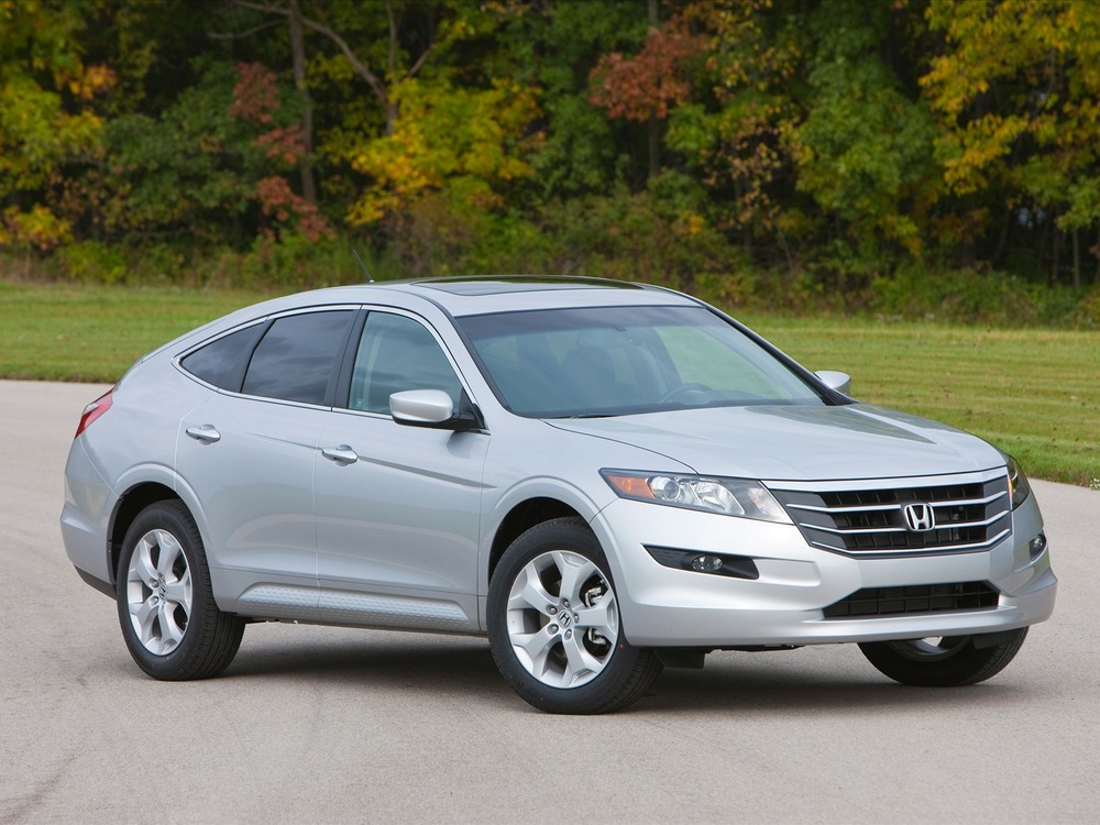 Honda объявила российские цены на Accord и Crosstour