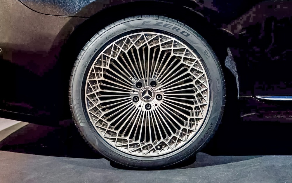 Mercedes-Benz S класса: звезд много не бывает.