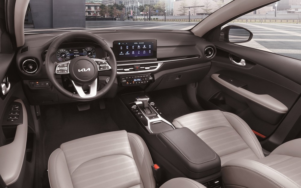 Интерьер Kia K3