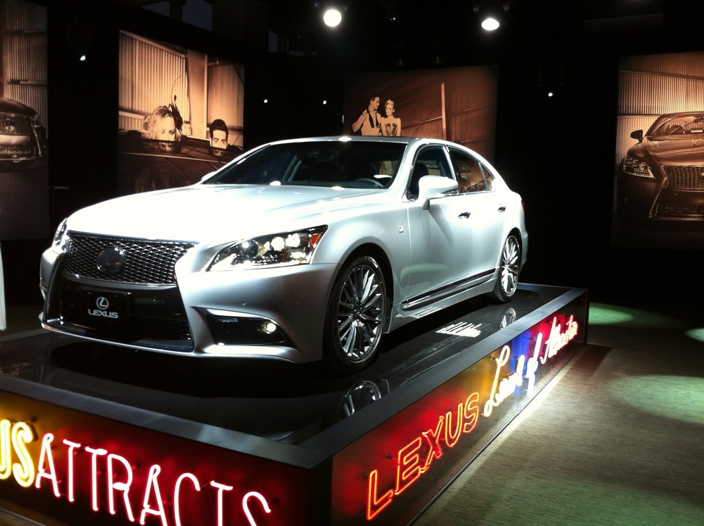 Lexus показал новый LS в Сан-Франциско