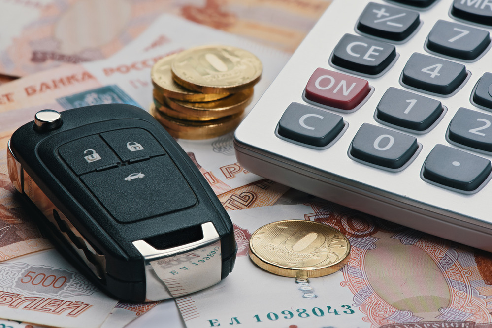 Двухлетки теперь дороже, чем новые авто в 2018-м