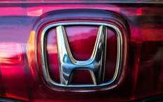 Беспроводная зарядка для электромобилей Honda: даже не нужно останавливаться!