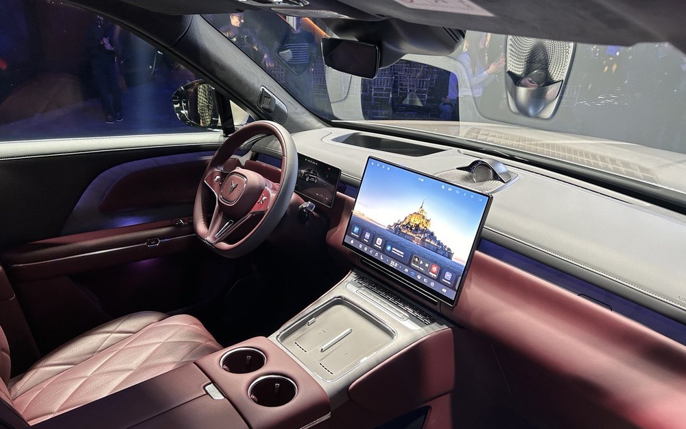 Интерьер Voyah Taishan