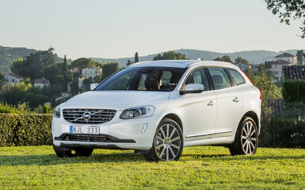 Одна из моделей, попавших под отзыв, кроссовер XC60.