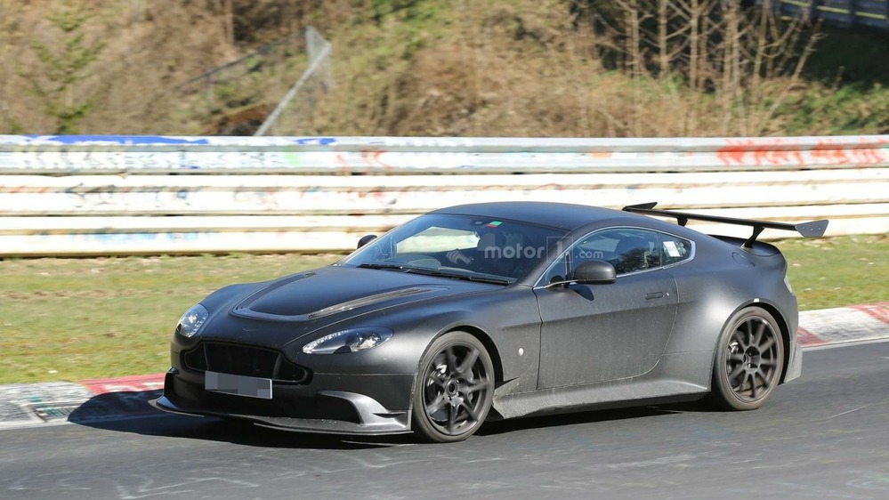 Aston Martin «затянется порохом»