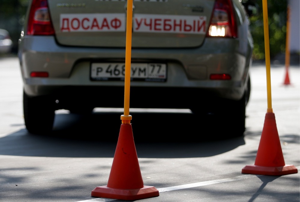 Реформа автошкол привела к подорожанию обучения